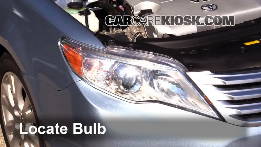 2011 Toyota Avalon 3.5L V6 Lights Turn Signal - Front (replace bulb)